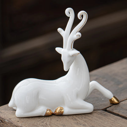 Elegant White Deer Teapets