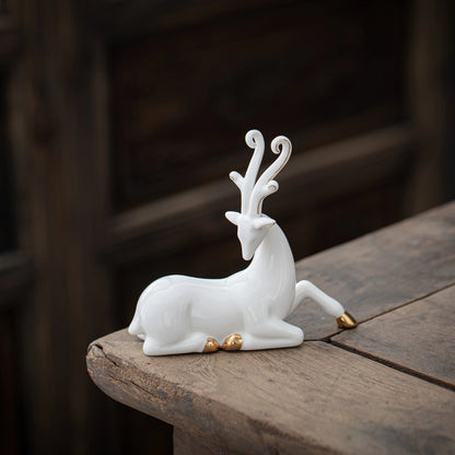 Elegant White Deer Teapets