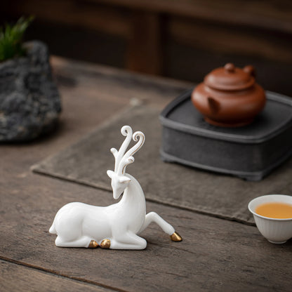 Elegant White Deer Teapets