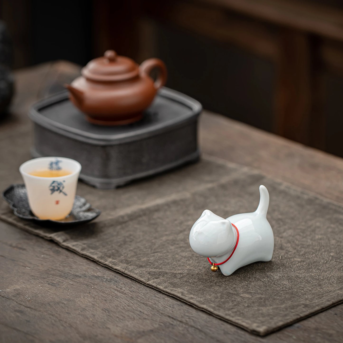 Adorable Cat Blue Teapet