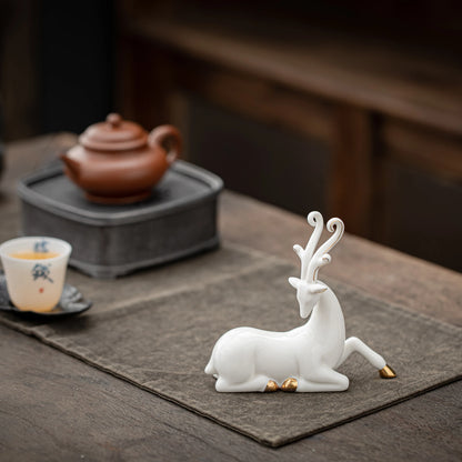 Elegant White Deer Teapets