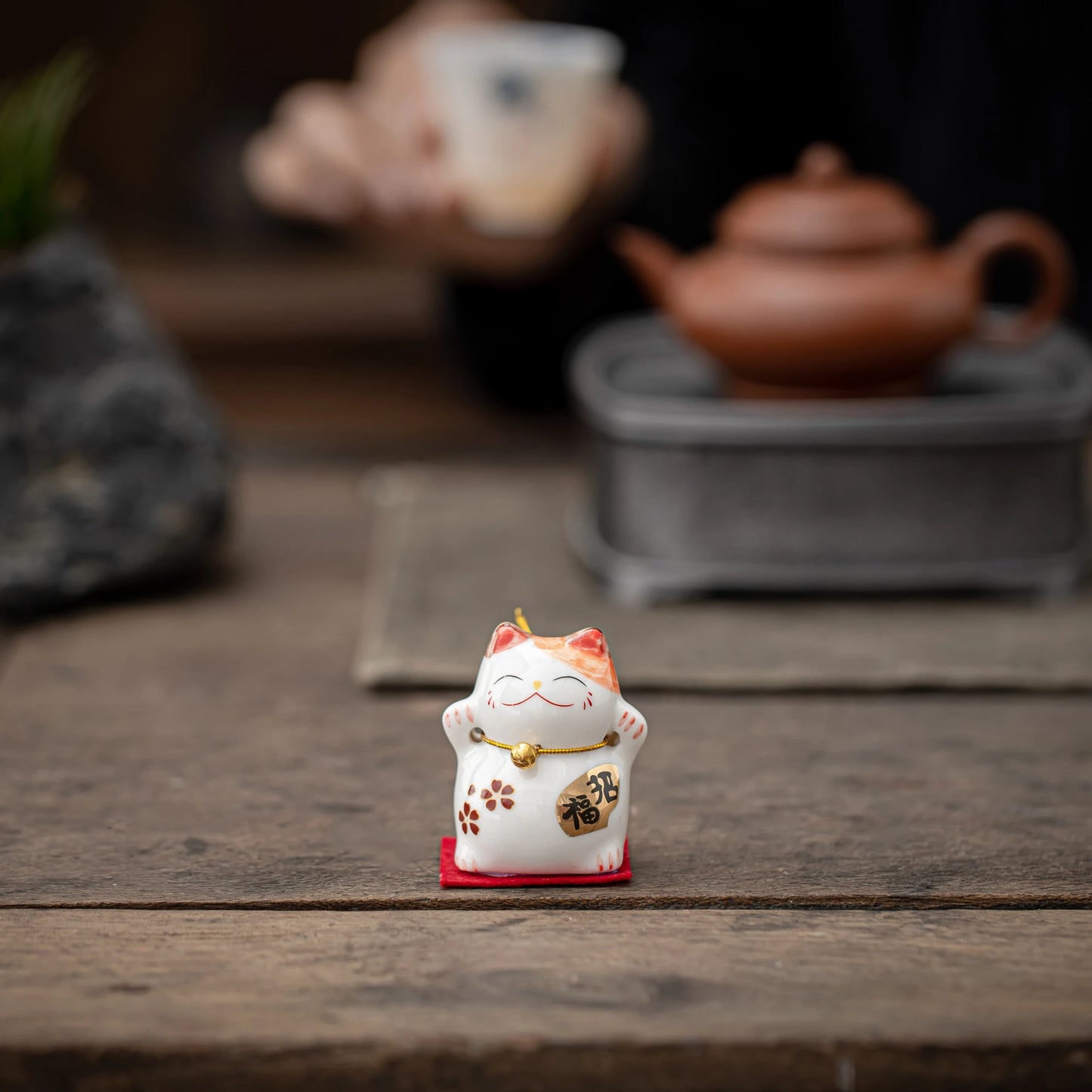 Lucky Maneki-Neko White Teapet