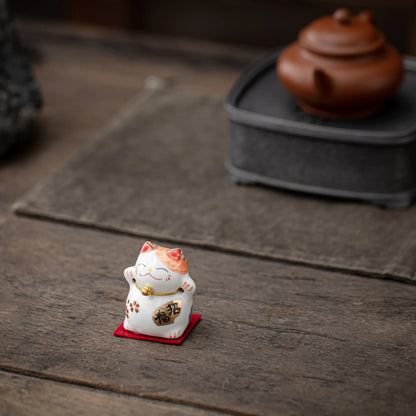 Lucky Maneki-Neko White Teapet