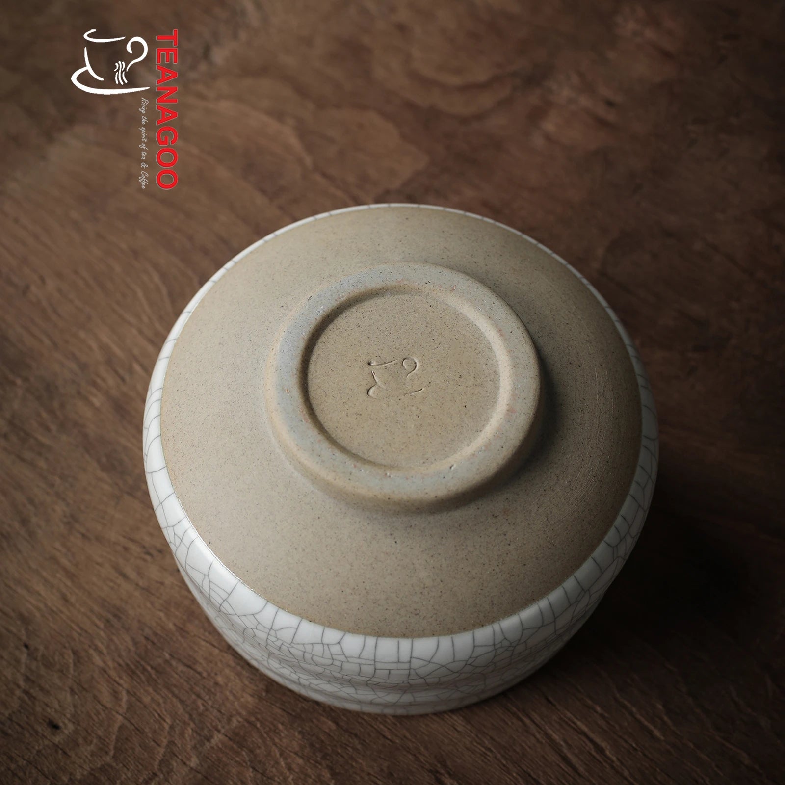 Japanese Ceramic Matcha Bowl with Whisk Holder, Pouring Spout Design, TG-K17