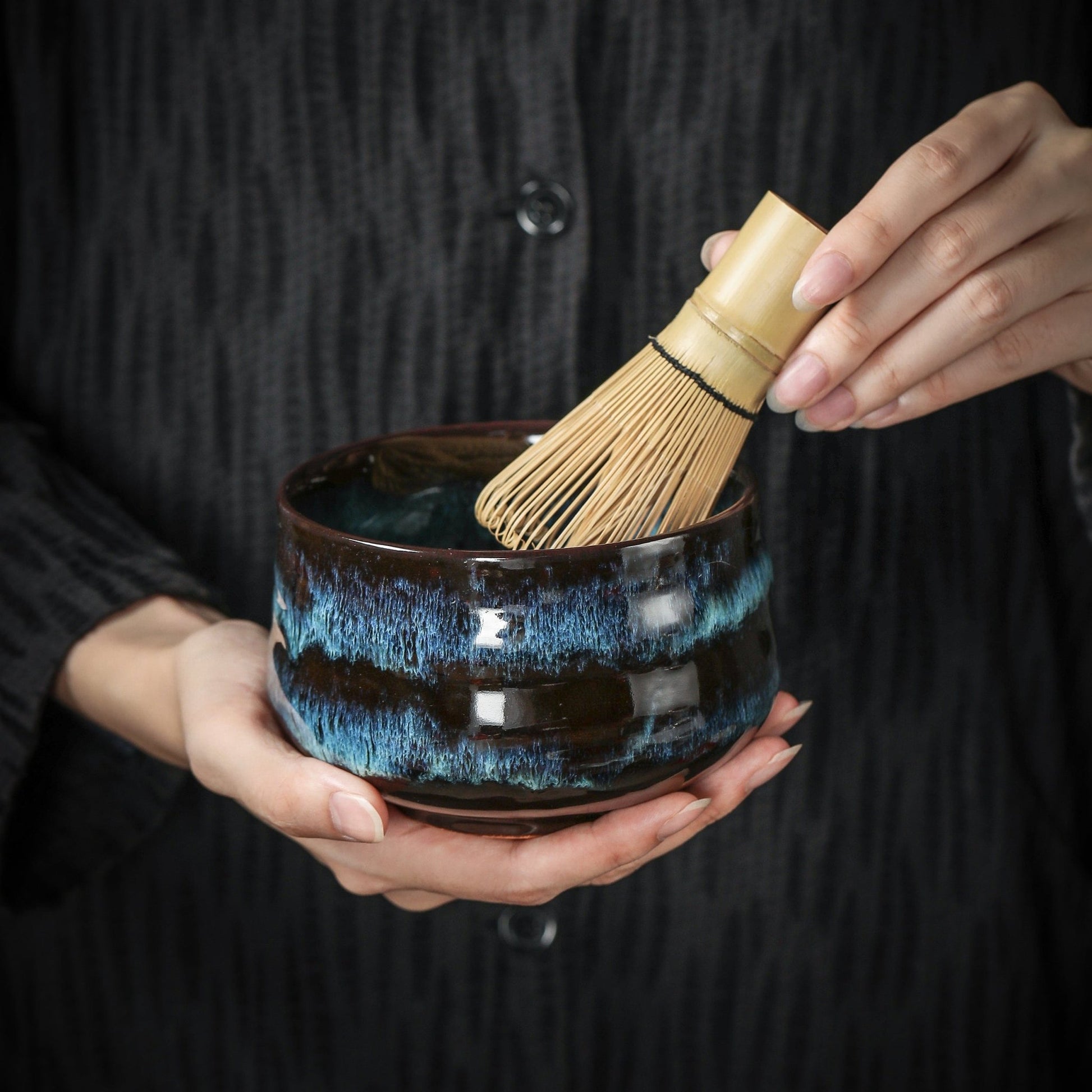 Artcome Japanese Matcha Tea Set, Matcha Whisk, Traditional Scoop, Matcha  Bowl, Black Bamboo Tray, Ceramic Whisk Holder, Matcha Caddy, Handmade  Matcha